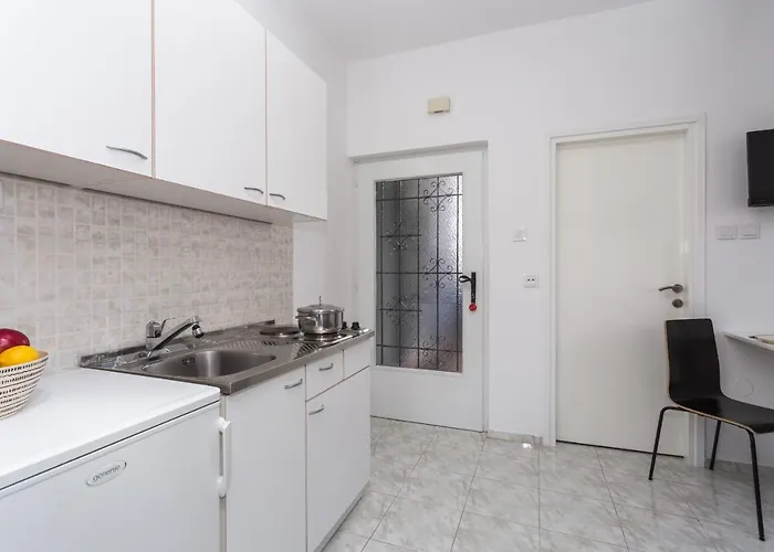 Appartement With Parking Space Baska, Krk - 18818 *